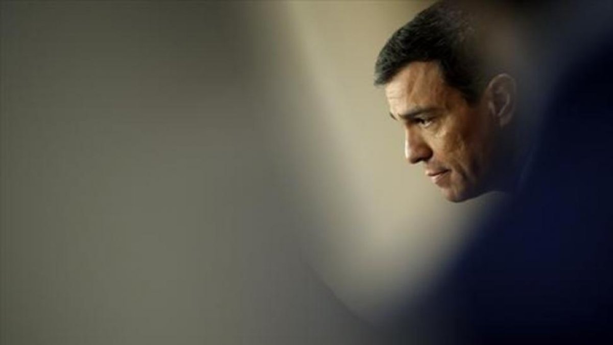Pedro Sánchez, en la rueda de prensa que ofreció tras reunirse con Mariano Rajoy.-JOSÉ LUIS ROCA