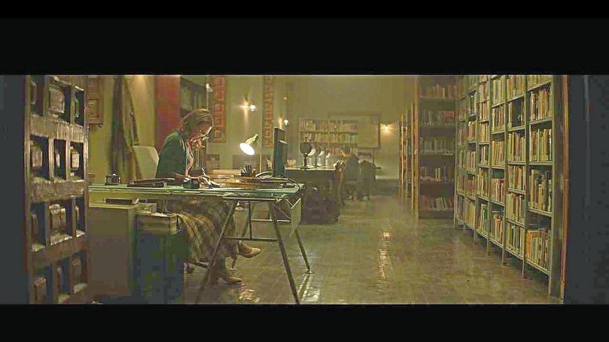 Escena de ‘Best Seller’, cinta rodada en la biblioteca del Palacio del Almirante de Medina del Campo.-S.C.M.