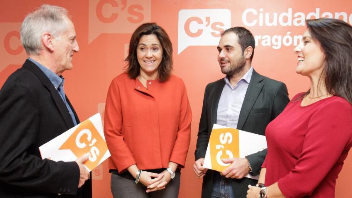 Jesús Tejada, junto a Susana Gaspar, Rodrigo Gómez y Nomaya Prats.-EP