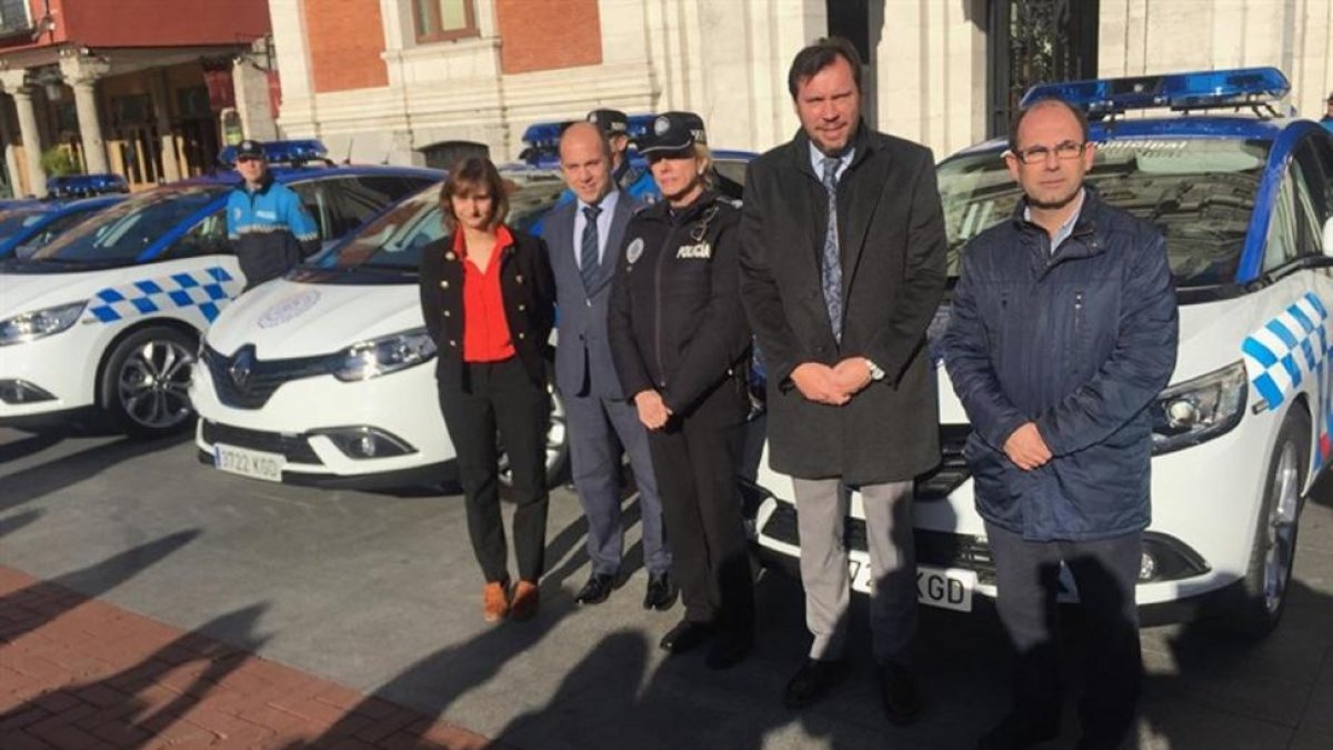 Nueva flota de vehículos de la Policía Municipal-EUROPA PRESS