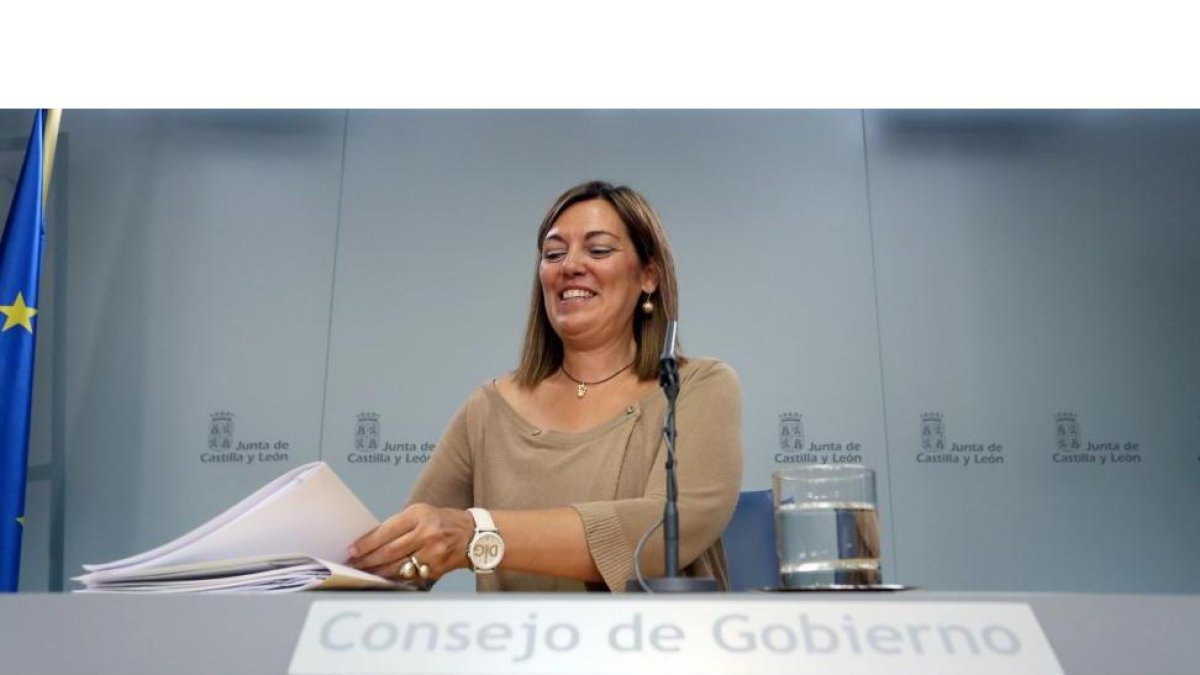 Imagen de Milagros Marcos durante el Consejo de Gobierno.-ICAL