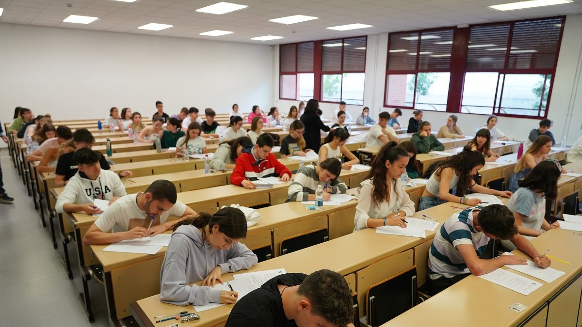 Pruebas de Evaluación de Acceso a la Universidad, EBAU 2023 en Valladolid, imagen de archivo -ICAL