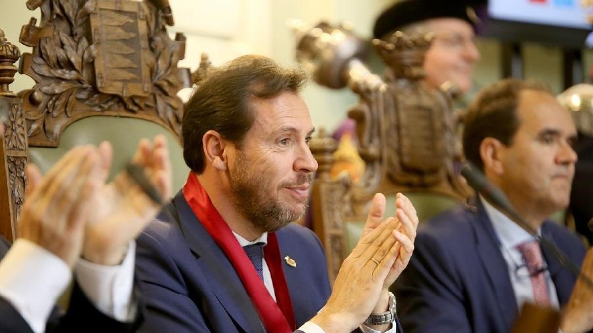 Óscar Puente en su investidura como alcalde-ICAL