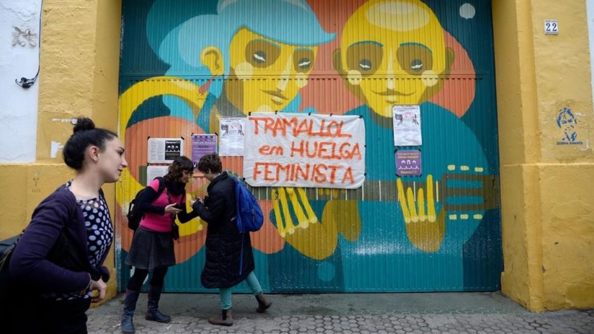 Foto de la huelga feminista en Barcelona-CRISTINA QUICLER