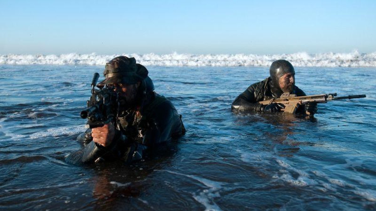 Soldados de los Navy SEALs del Ejército de EEUU.-EL PERIÓDICO