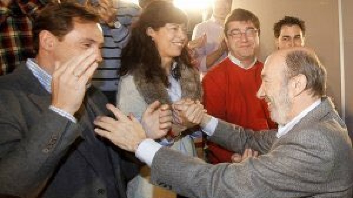 Óscar Puente y Alfredo Pérez Rubalcaba. -@OSCAR_PUENTE_