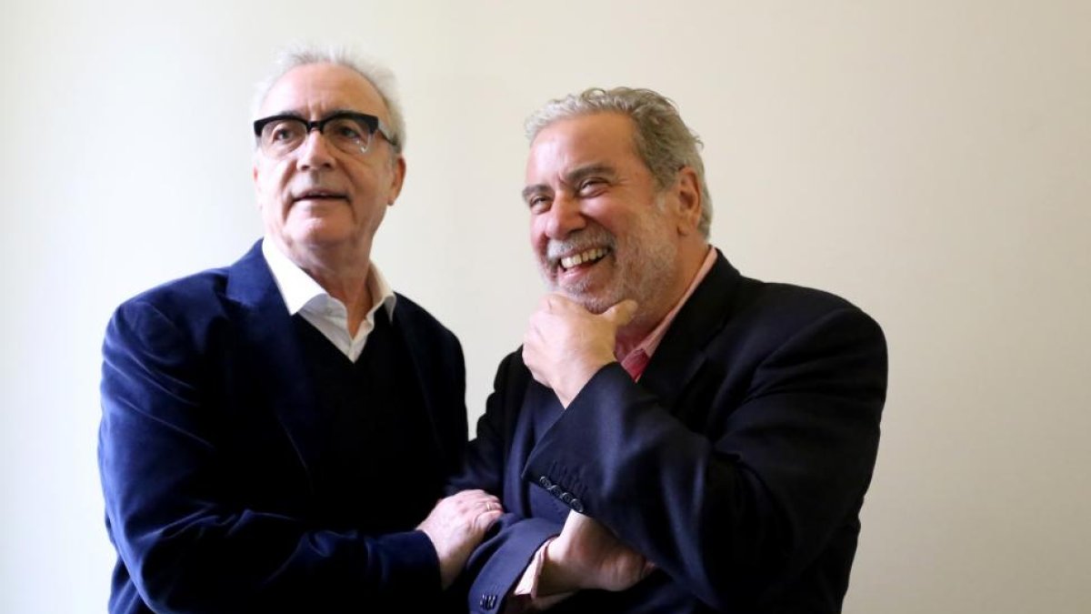 Juan José Millás y Javier Rioyo participan en la 49ª Feria del Libro de Valladolid.-ICAL