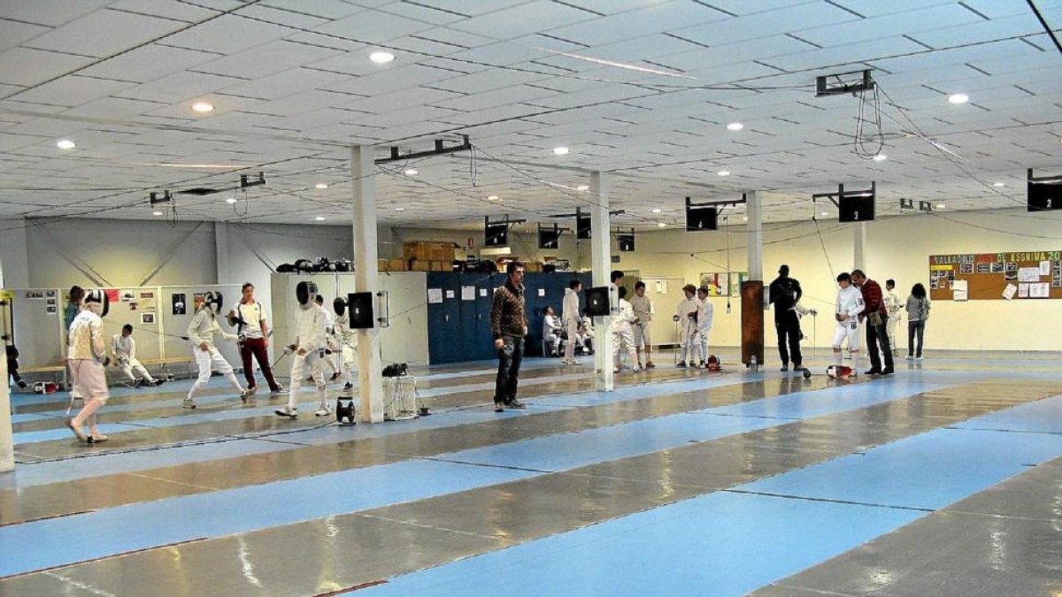 Vista parcial de la sala de esgrima en el módulo de Río Esgueva.-EL MUNDO