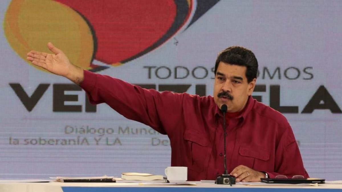 Maduro interviene durante la emisión semanal de Los Domingos con Maduro, en Caracas, el 17 de septiembre.-REUTERS