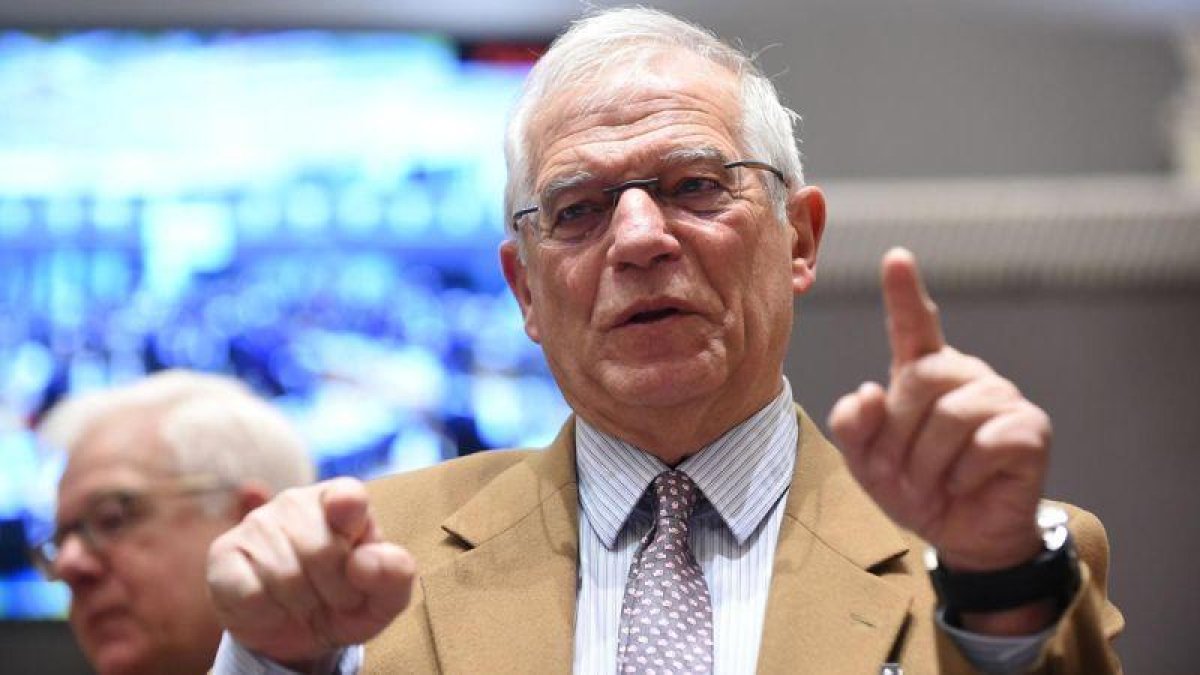 Borrell dice que con el Brexit no puede ocurrir lo mismo que con la declaración de independencia en Cataluña.-JOHN THYS