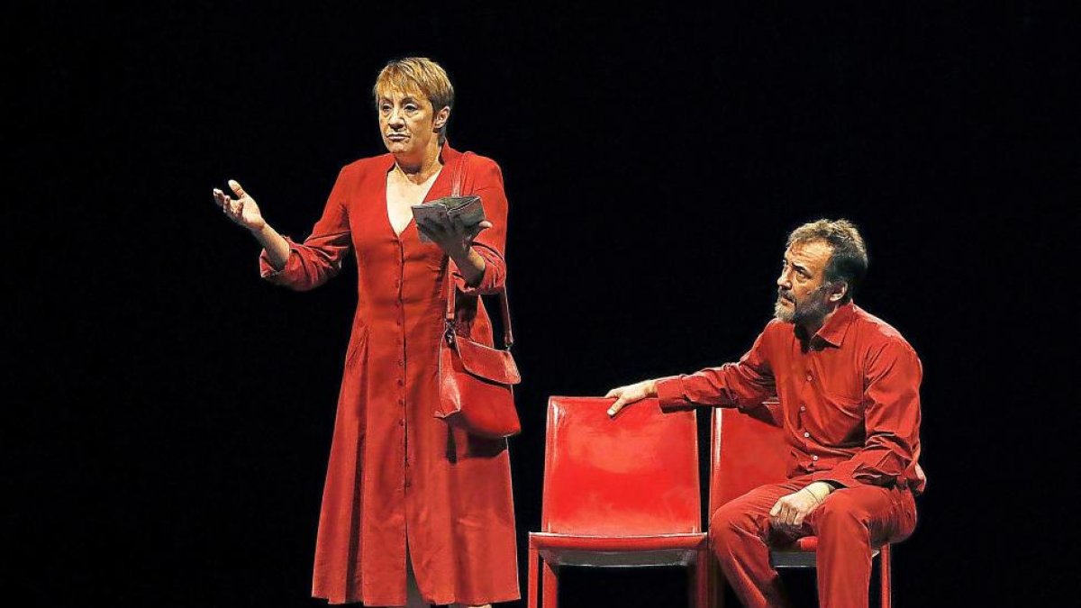 Blanca Portillo y José Luis García-Sánchez, ayer, en el Teatro Calderón.-J.M.LOSTAU