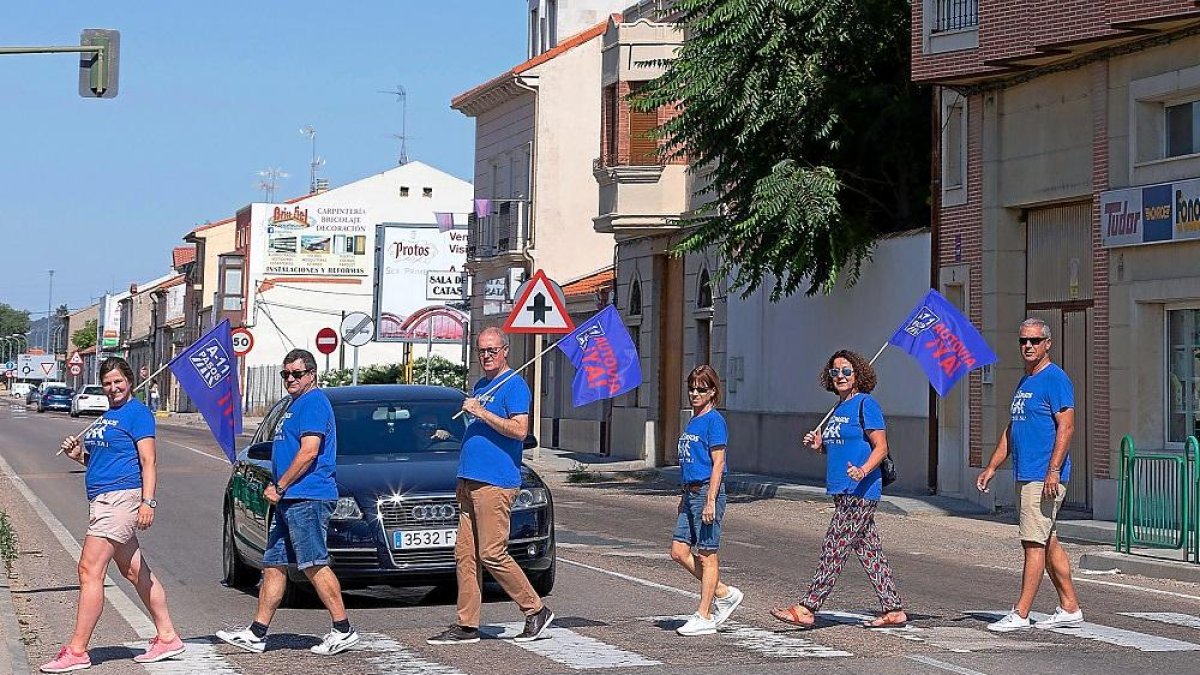 Manifestación de la plataforma A-11 Pasos en Peñafiel, en una imagen de archivo..