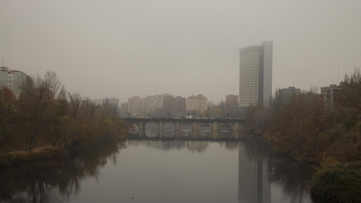 -Niebla en Valladolid.