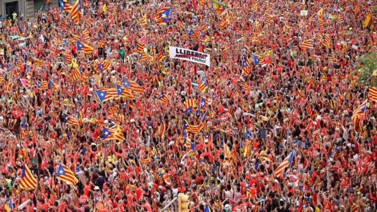 El ambiente ente la Diagonal entre Marina y Sardenya.-FERRAN NADEU