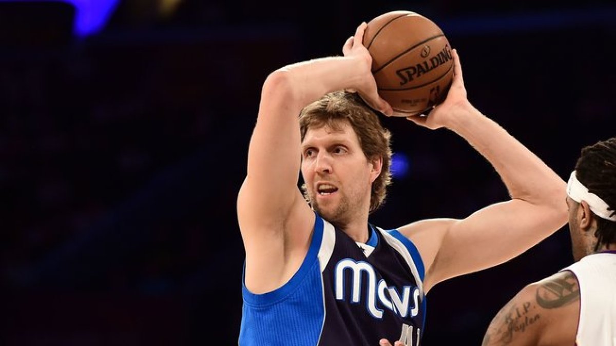 Nowitzki, en su último partido.-AFP
