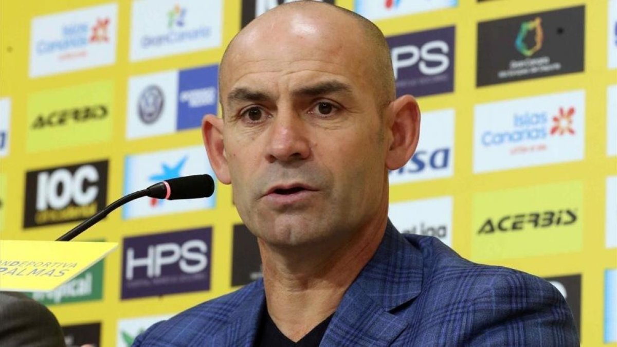 Paco Jémez, este miércoles en su presentación en Las Palmas.-EFE / ÉLVIRA URQUIJO
