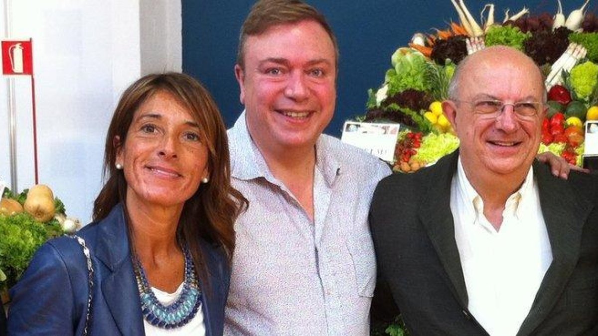 Juan Soler, en el medio.-