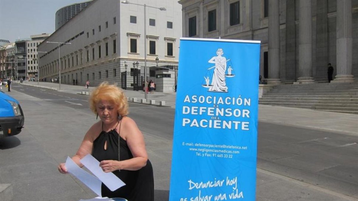 La presidente del Defensor del paciente, Carmen Flores. - E.M.