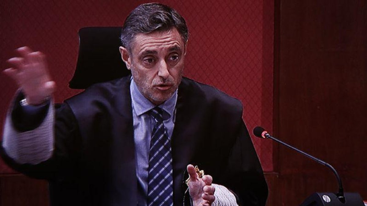 El fiscal ha insistido en defender la independencia de la Fiscalía y del propio TSJC.-ALBERT BERTRAN