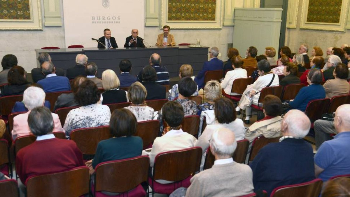 Conferencia de Teófanes Ejido, cronista de Valladolid-Ical