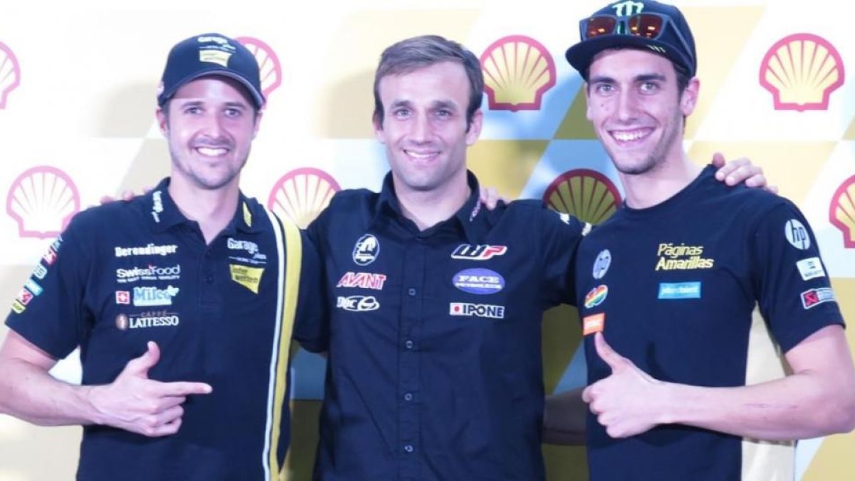 Thomas Luthi, Johann Zarco y Àlex Rins, candidatos al título de Moto2, en la conferencia de hoy en Sepang (Malasia).-EMILIO PÉREZ DE ROZAS / Enviado especial
