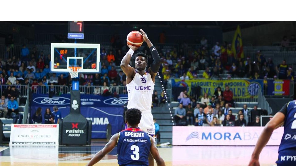 Romaric Belemene ante Andorra la pasada campaña. / EL MUNDO
