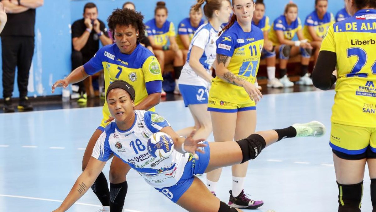 JUAN MIGUEL LOSTAU. 13/09//2020. VALLADOLID. COMUNIDAD DE CASTILLA Y LEÓN. BALONMANO FEMENINO. AULA-PEREDA.