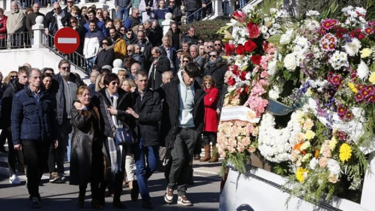 Funeral de Estela Domínguez en Íscar. / PHOTOGENIC