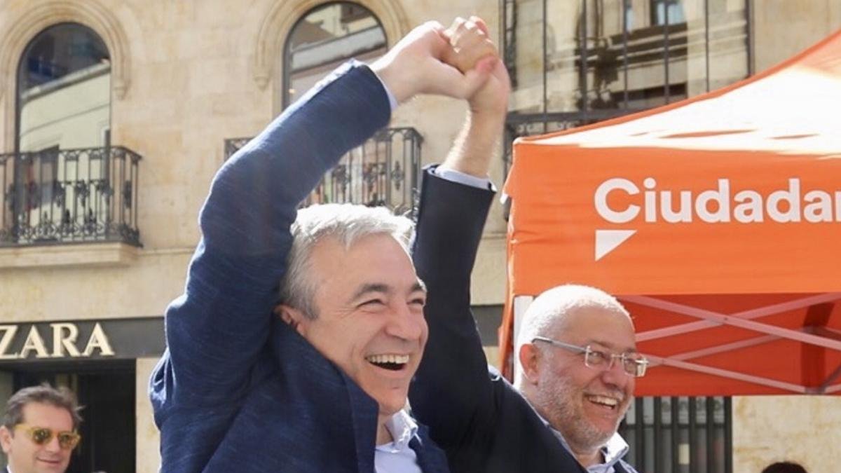 Garicano e Igea, esta mañana en un acto de campaña en Salamanca.-ICAL