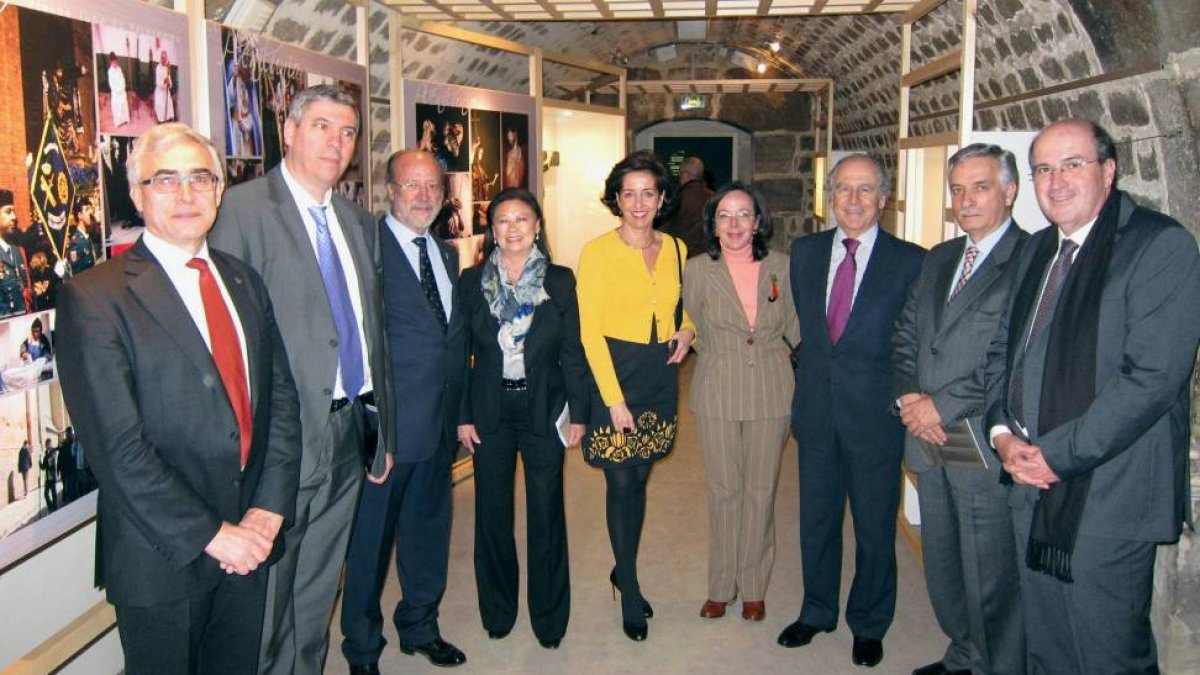 Inauguración de la exposición 'Plenilunio de Primavera. La Semana Santa de Valladolid y Medina de Rioseco' en la iglesia de La Madelaine de París-Ical