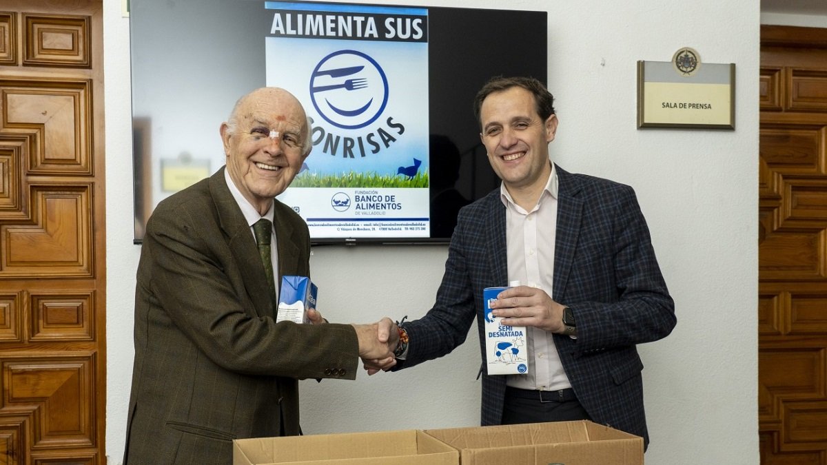 Campaña de recogida de aceite y leche a favor del Banco de Alimentos iniciada hoy en los diferentes edificios de la Diputación de Valladolid. - ICAL