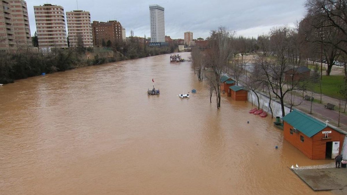 Fotografía del río Pisuerga (Valladolid).-EUROPA PRESS
