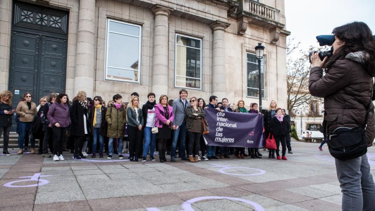 Concentración por el día Internacional de la Mujer en Soria-ICAL