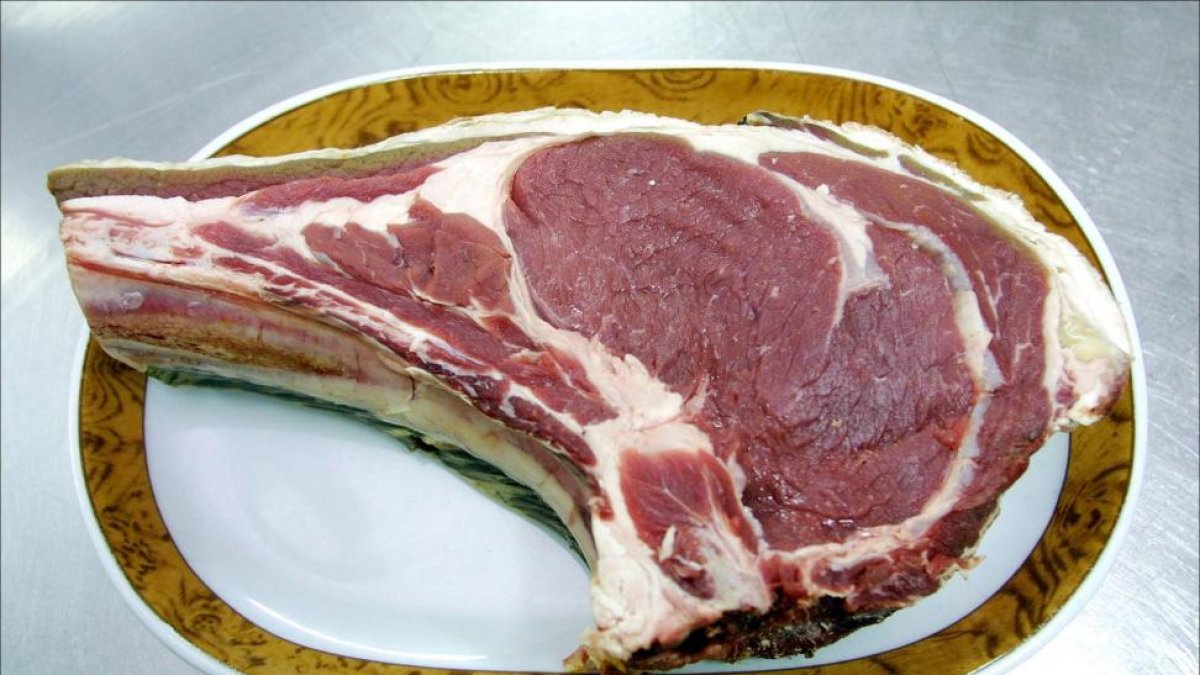 Chuleta de la IGP Carne de Ávila.-ICAL