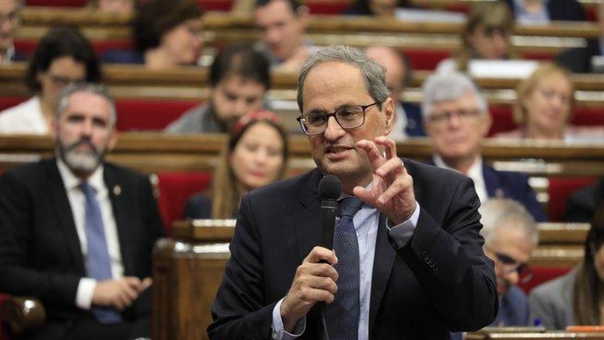 Quim Torra, en un momento de su intervención en la sesión de control del Parlament.-FERRAN NADEU