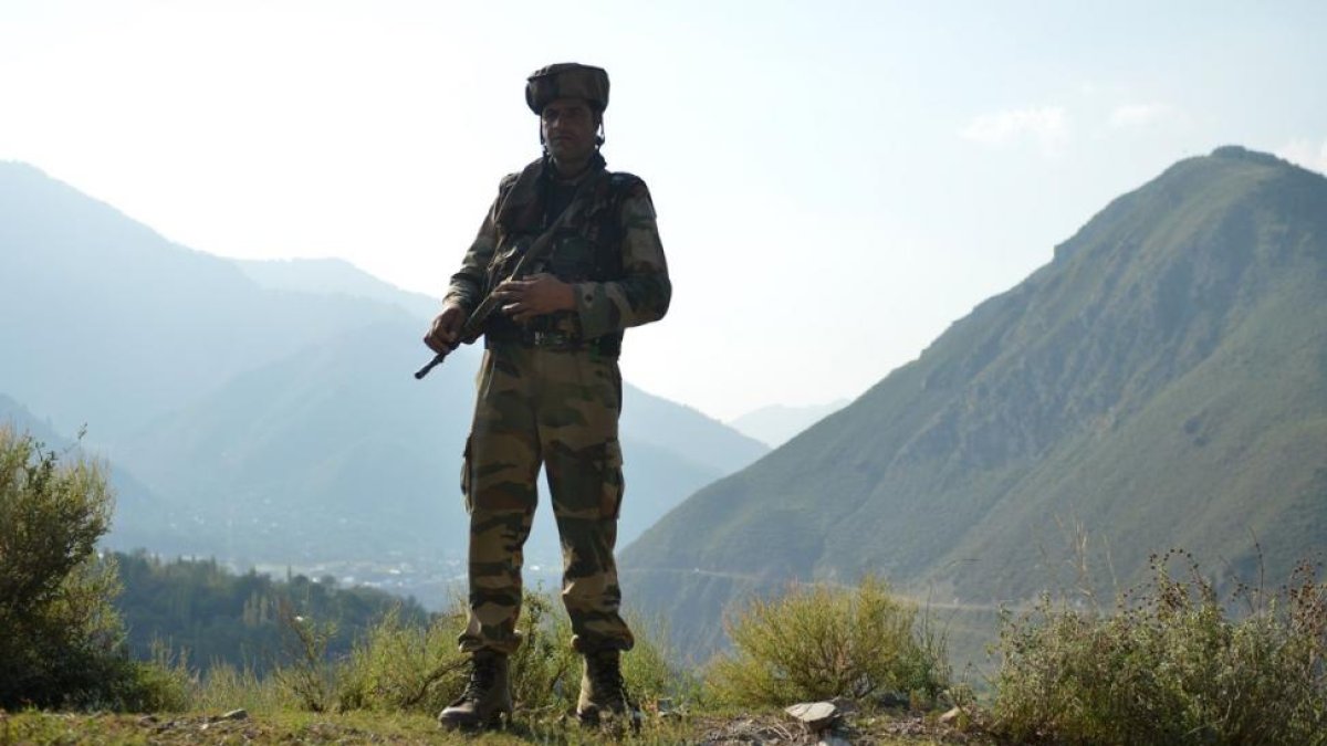 Un soldado indio en Cachemira.-TAUSEEF MUSTAFA / AFP
