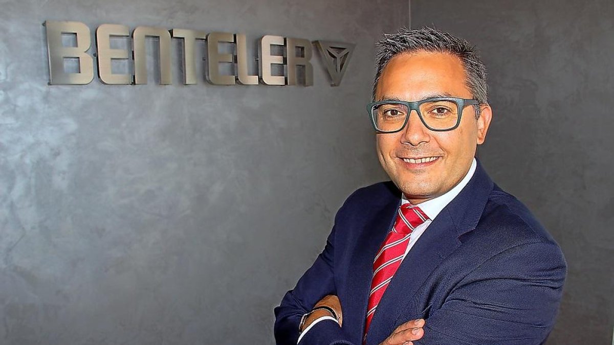 -EL MUNDO