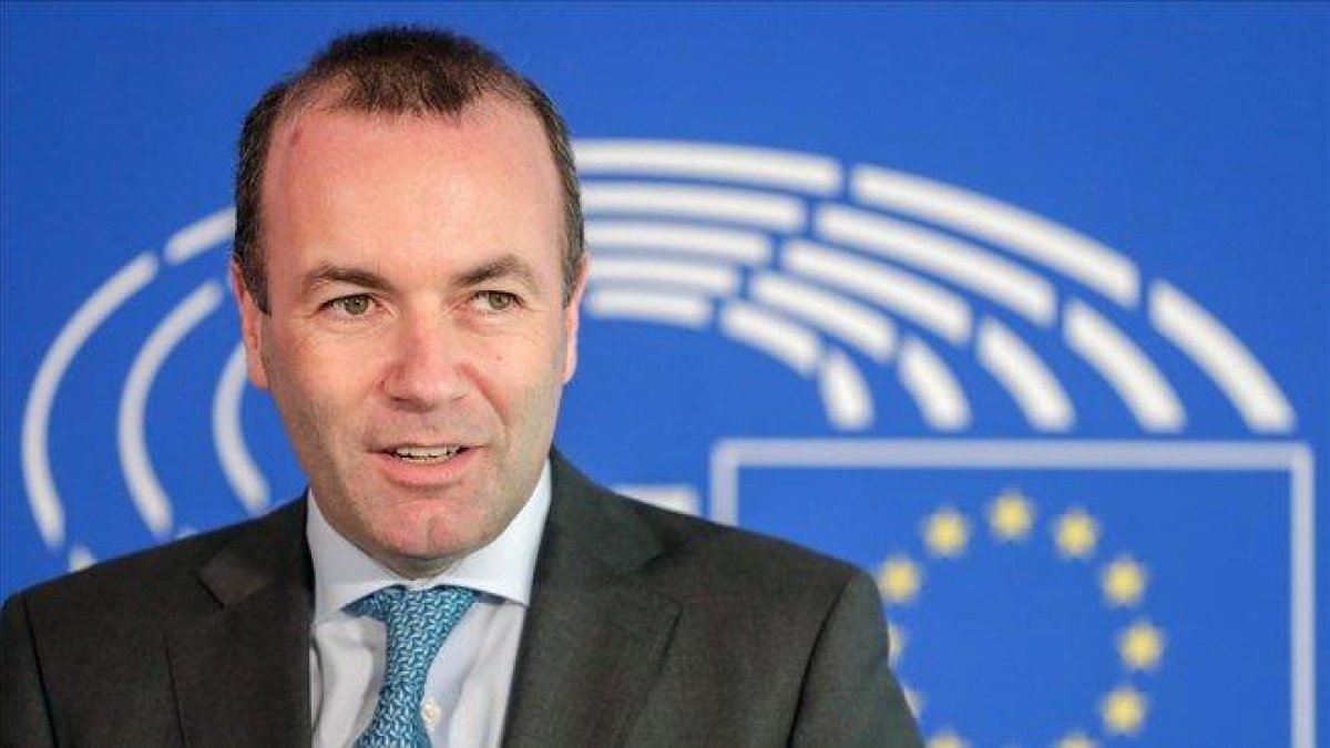 El candidato del Partido Popular Europeo a presidir la Comision Europea Manfred Weber este miércoles en Bruselas.-EFE / STEPHANIE LECOCQ