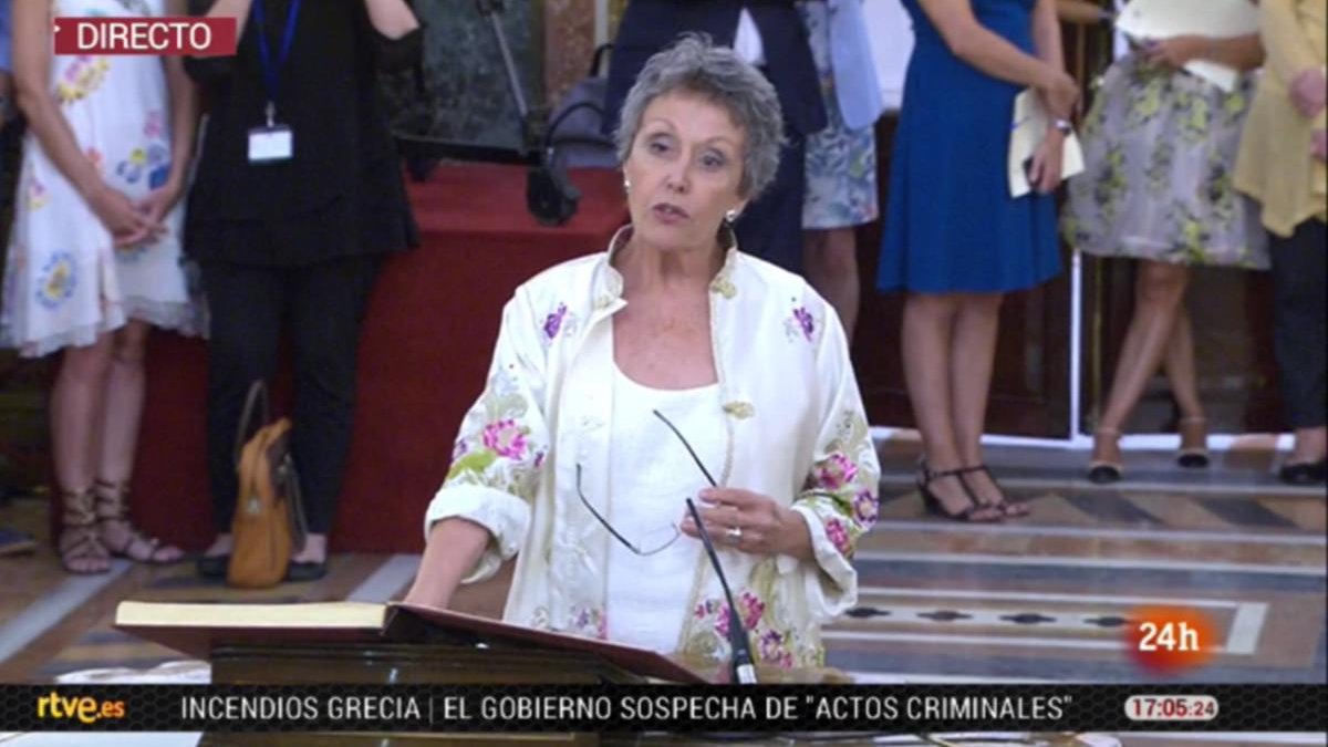 Rosa María Mateo, hoy, en la toma de posesión-EL PERIÓDICO