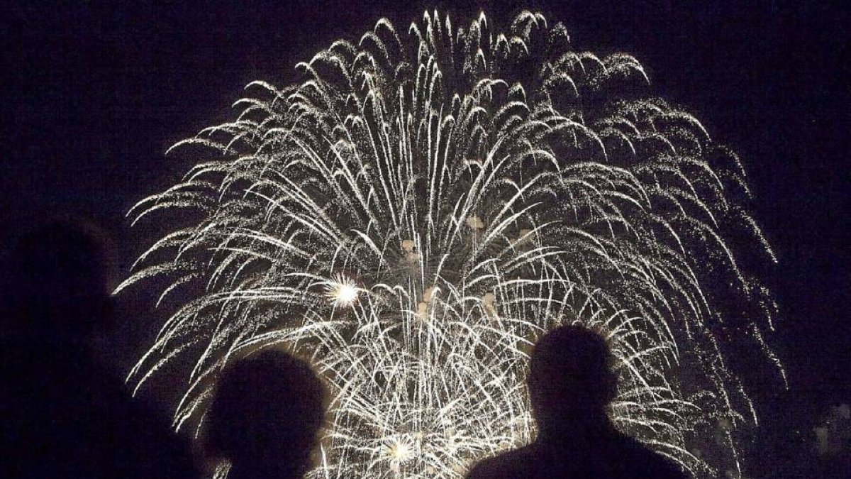 Fuegos artificiales de las fiestas de este año en Valladolid.-Pablo Requejo