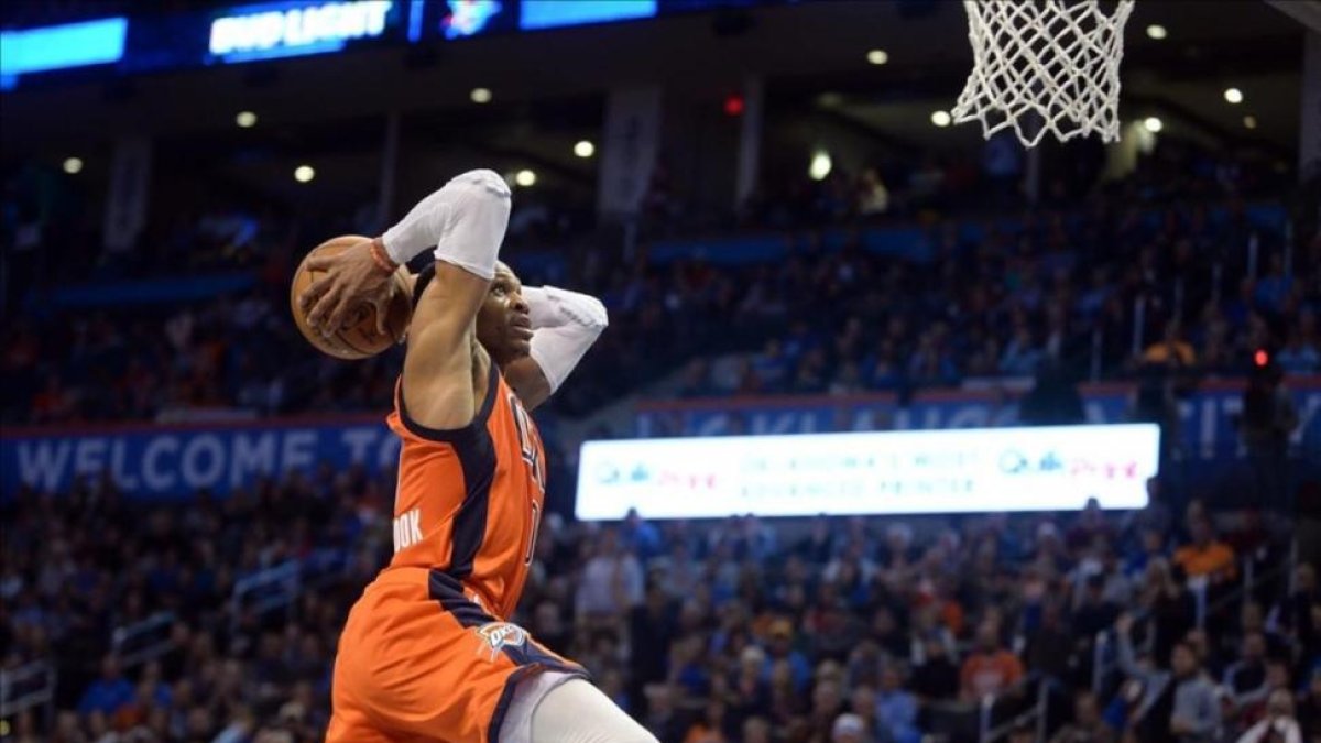Russell Westbrook no pudo sumar su octavo triple-doble consecutivo ante los Celtics.-MARK D SMITH