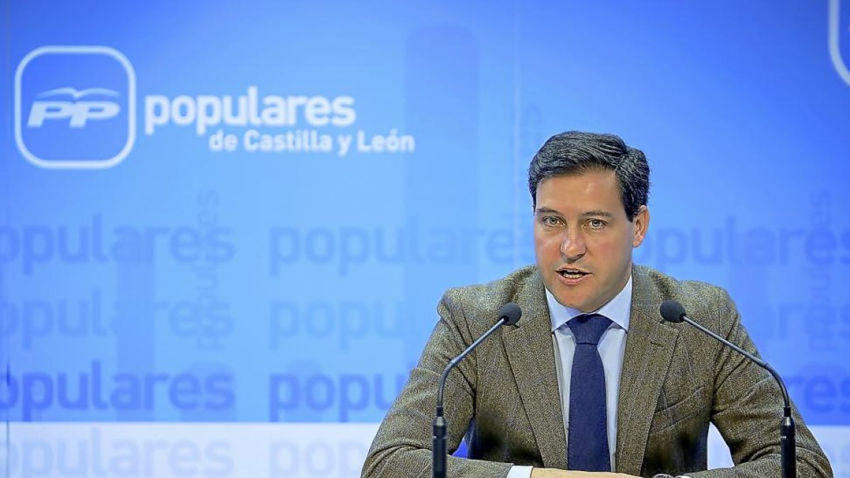 Raúl de la Hoz, en una imagen de archivo tras una reunión del comité organizador.-ICAL