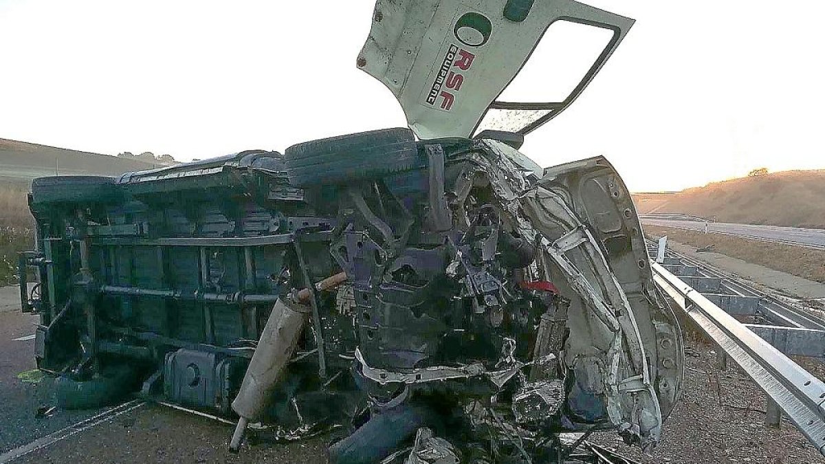 Un accidente a la altura del término zamorano de Fresno de la Ribera se cobró la vida de un joven de 29 años.-ICAL