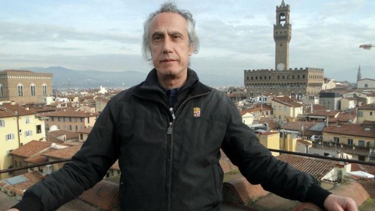 El escritor florentino de novela negra Marco Vichi.-DUOMO