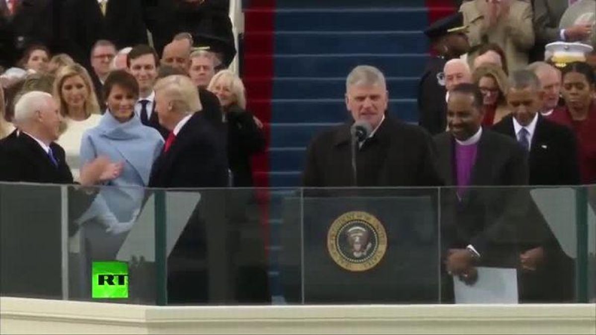 Reacción de Melania en la toma de posesión del presidente Donald Trump.-YOUTUBE