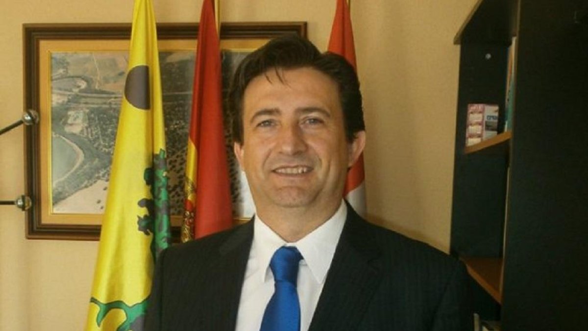 Mario Llorente, alcalde de Maello.-E.M.