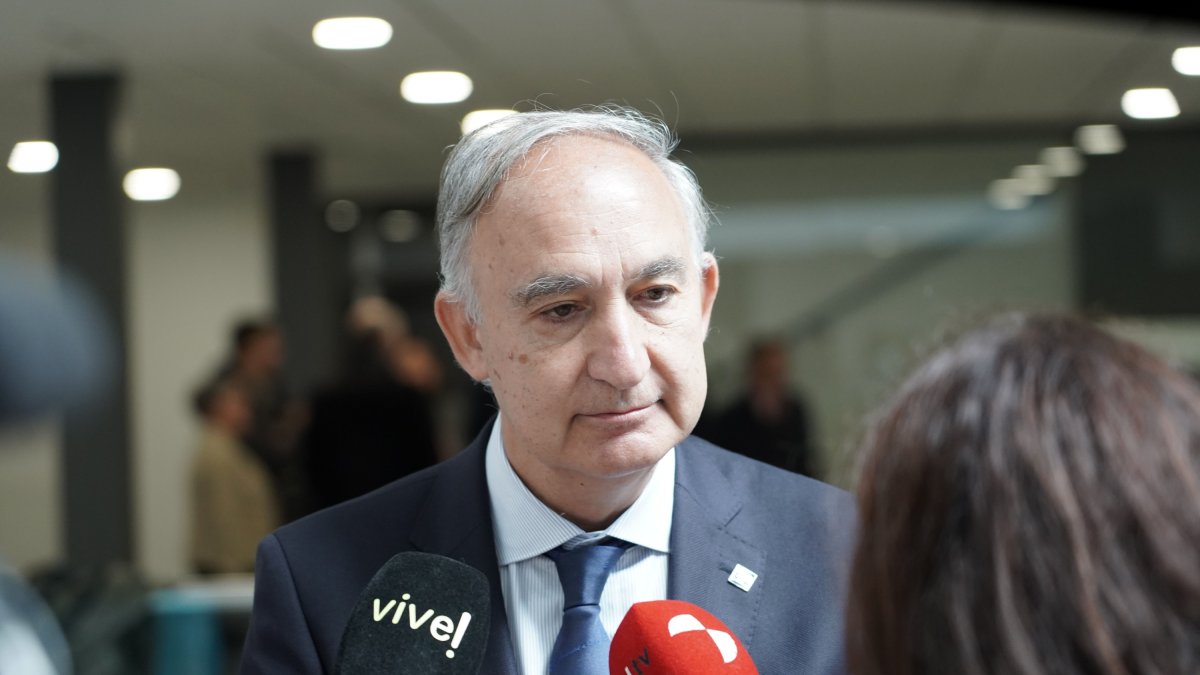 El rector de la Universidad de Valladolid, Antonio Largo, imagen de archivo.- ICAL