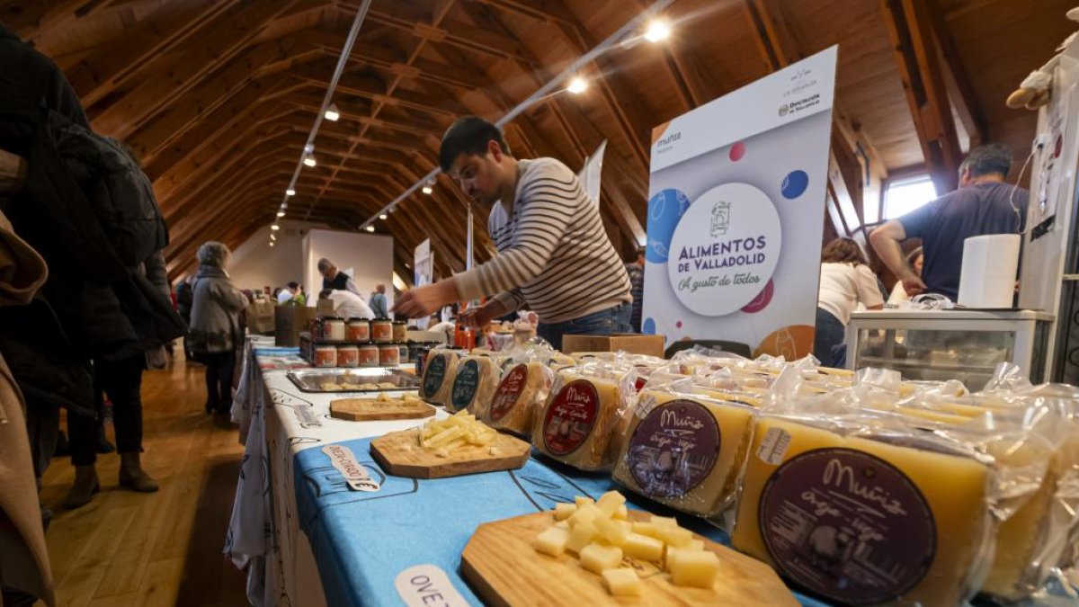 Tercera edición de la feria del queso 'Vallaqueso' en Villa del Prado - PHOTOGENIC