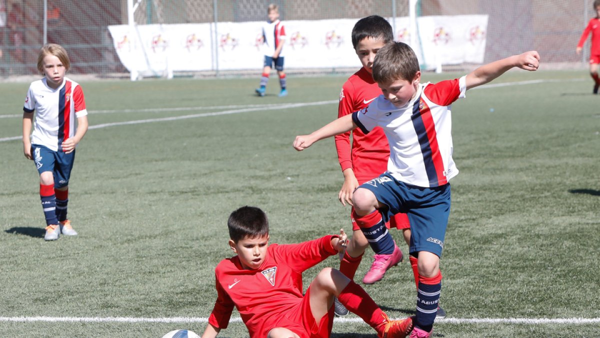 Celebración del día del fútbol prebenjamín. / J. M. LOSTAU