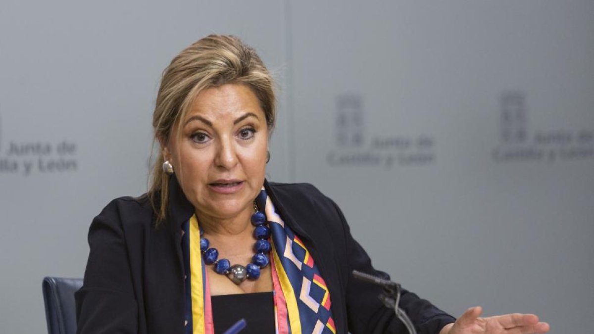 La vicepresidenta y consejera de Empleo, Rosa Valdeón, informa de los acuerdos alcanzados en la reunión del Consejo de Gobierno de la Junta-Ical